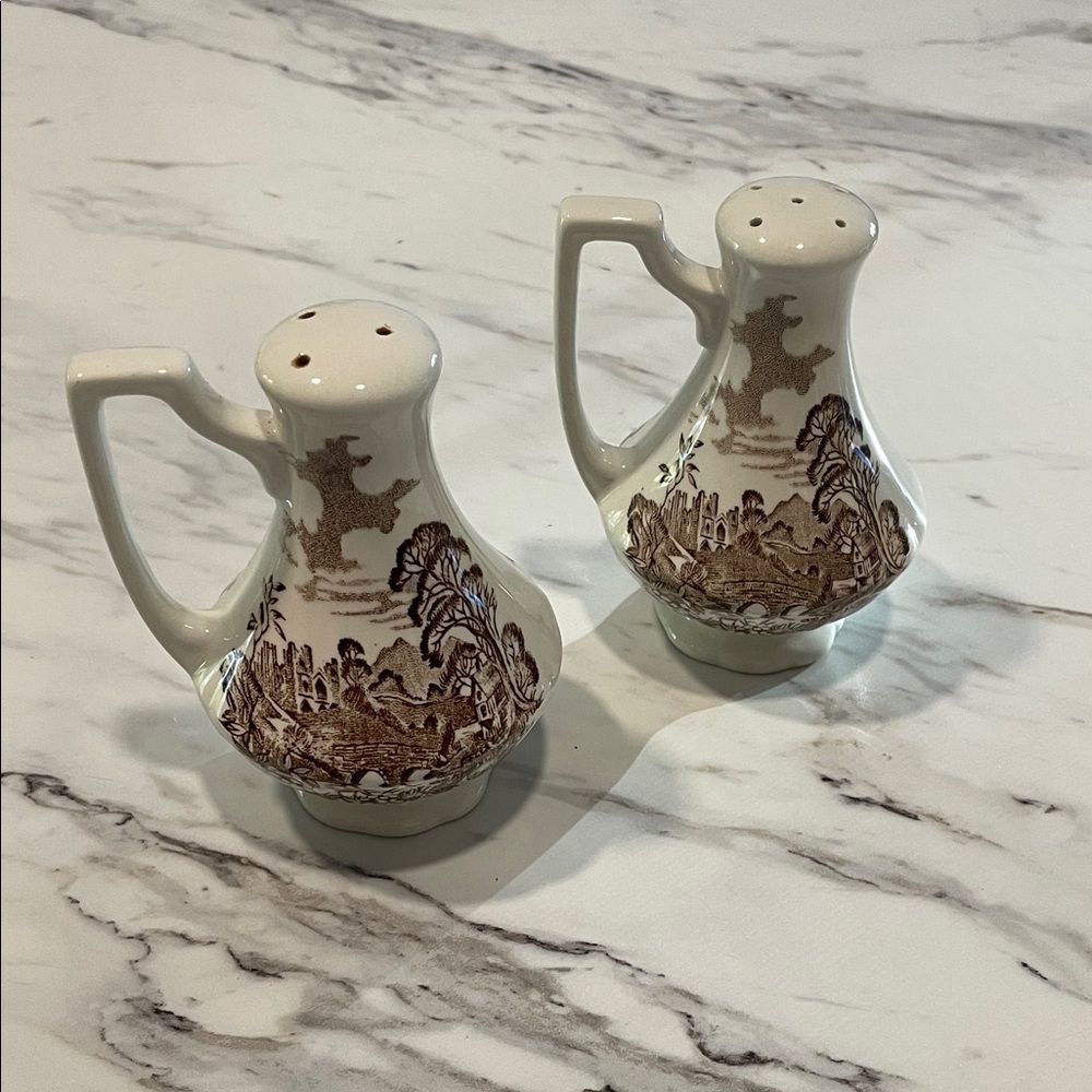 Romantic England Ironstone J&M Meakin Salt and Pepper Shaker